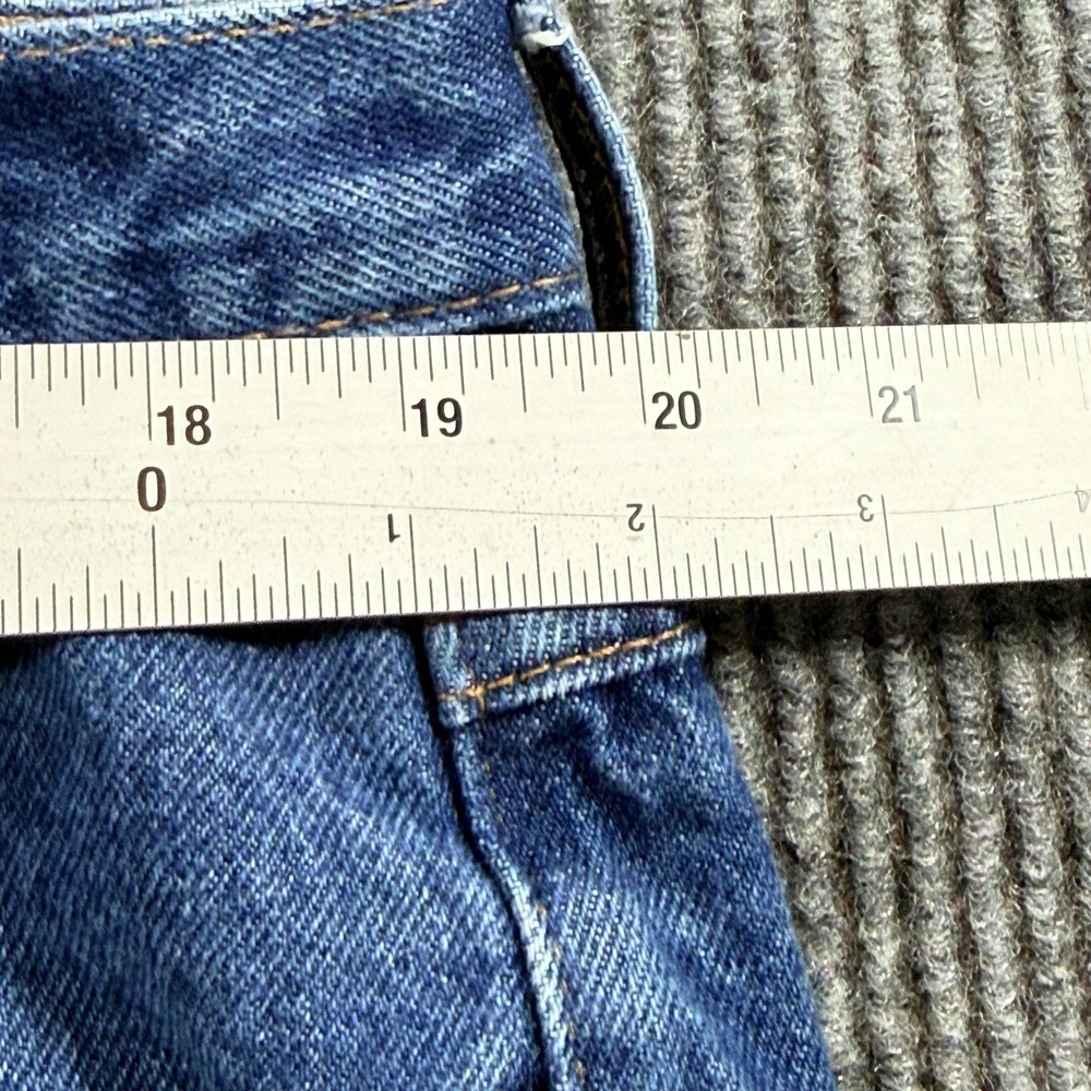 LL Bean Classic Fit Blue Jeans Mens 40x30 Medium Wash Denim Straight Leg 220626 - Picture 4 of 13